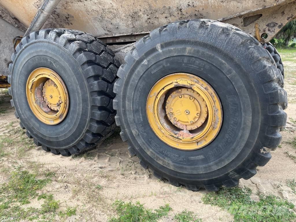 CAT 740 GC Wozidła przegubowe