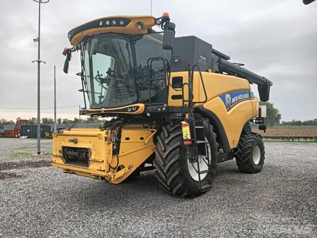 New Holland CR 7.90 Kombajny zbożowe