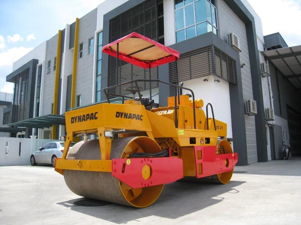 Dynapac CC 211 Walce dwubębnowe