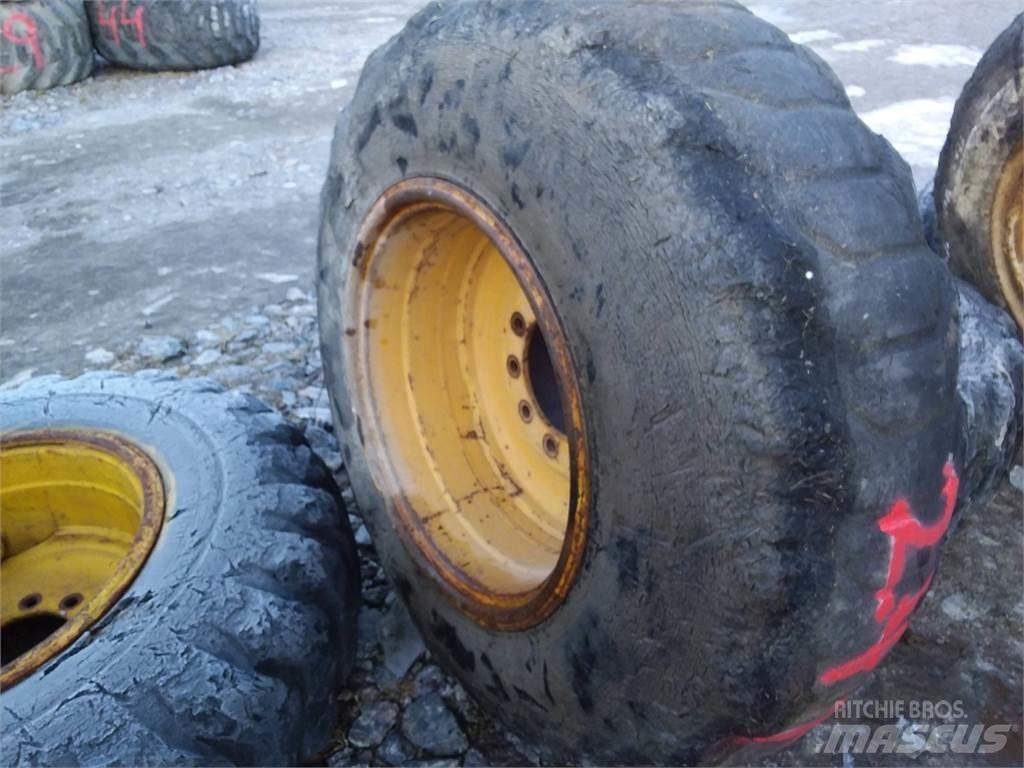 LS 17,5x25 Opony, koła i felgi