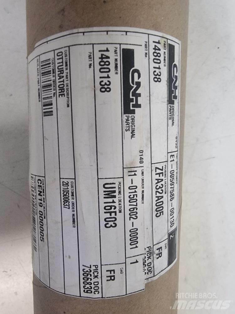 O&K RH/MH  1480138 Kabiny i wnętrze