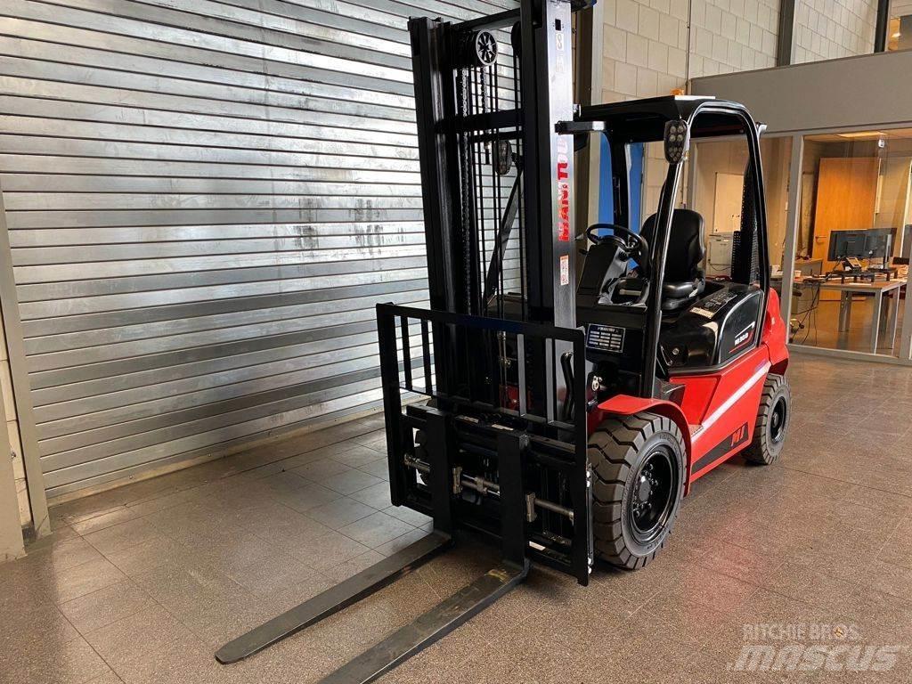 Manitou MI 30 D Wózki Diesla