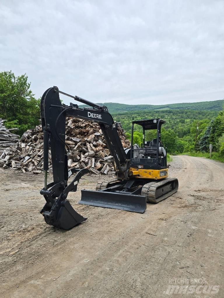 DEERE 50G Minikoparki