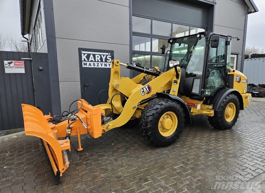 CAT 906M Ładowarki kołowe