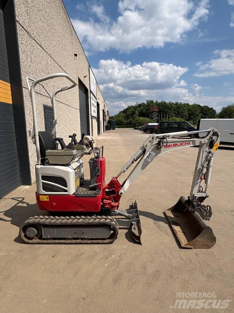 Takeuchi TB 210 R Minikoparki