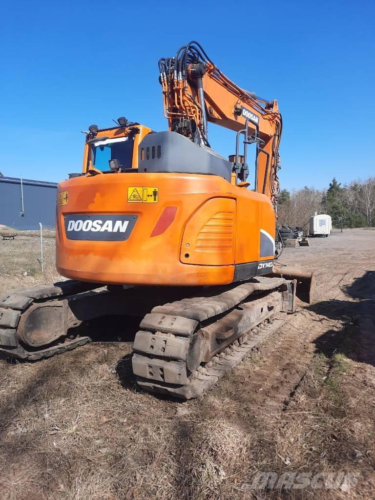 Doosan DX140LCR-5 Koparki gąsienicowe