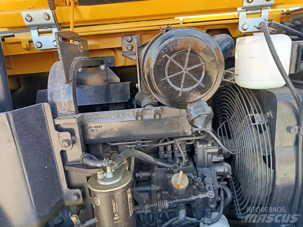 Komatsu PC56 Koparki gąsienicowe
