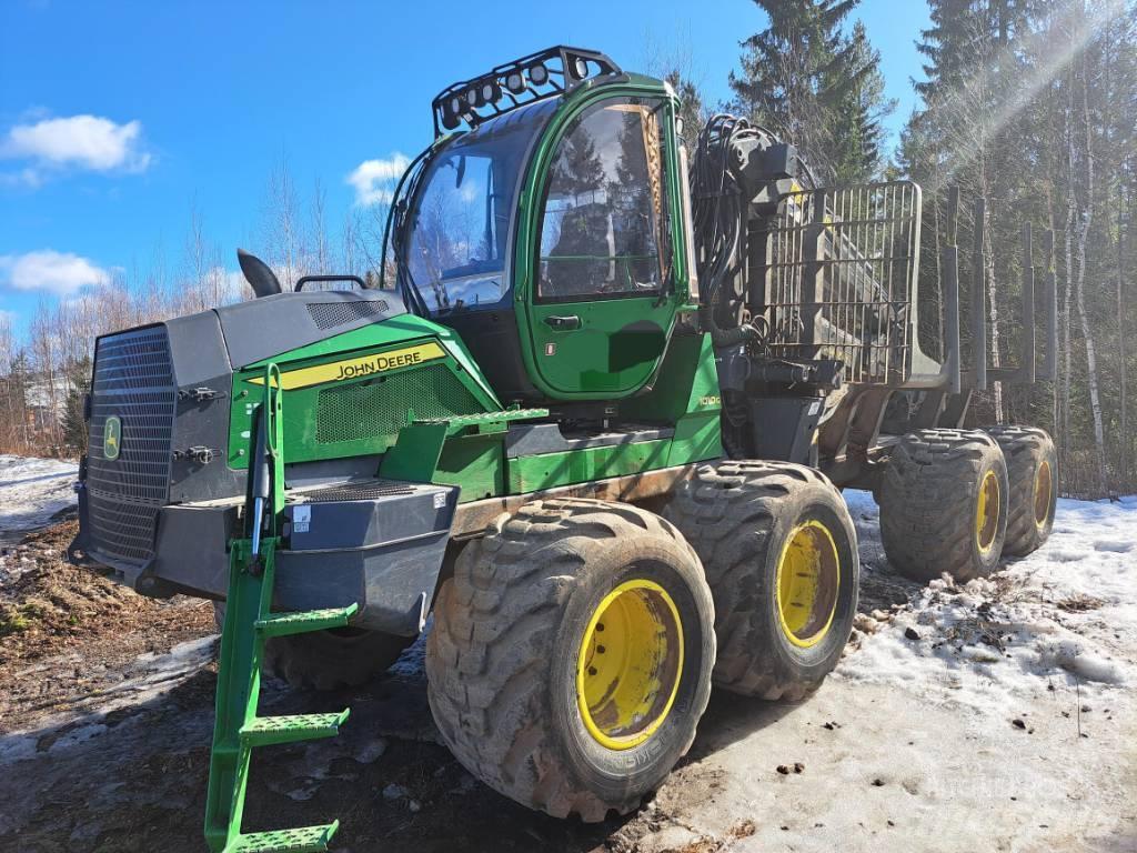John Deere 1010G Forwardery