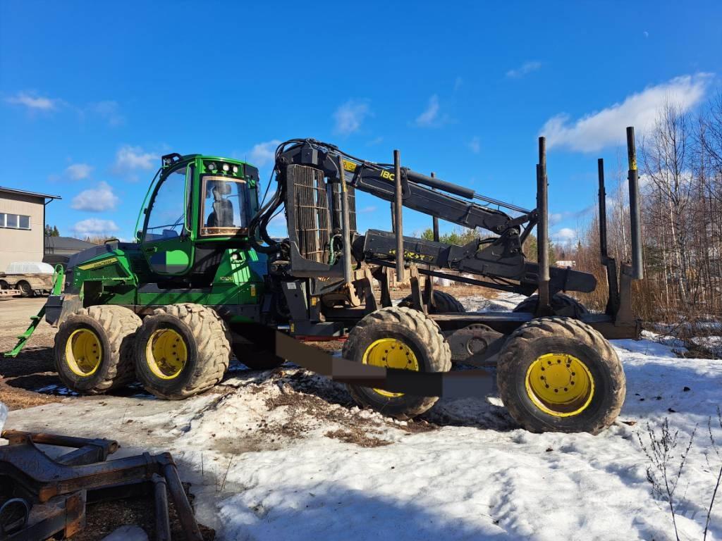 John Deere 1010G Forwardery