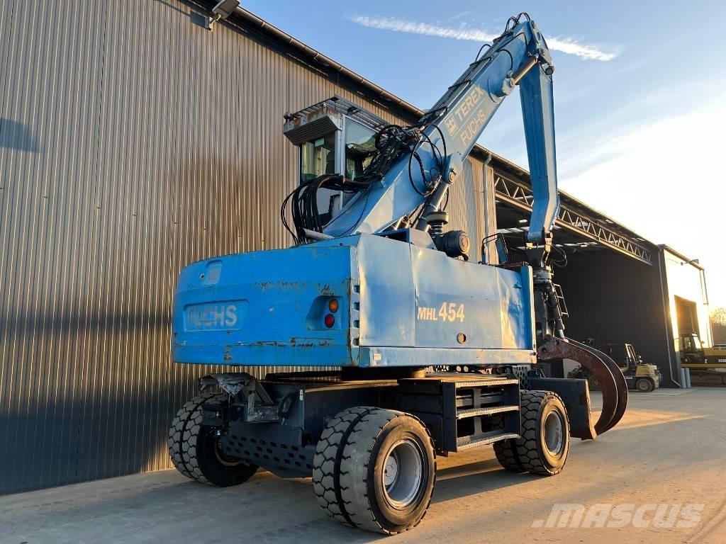 Fuchs MHL454 Koparki przeładunkowe