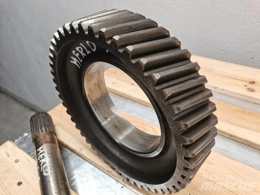 Merlo P 26.6 reducer Mosty, wały i osie