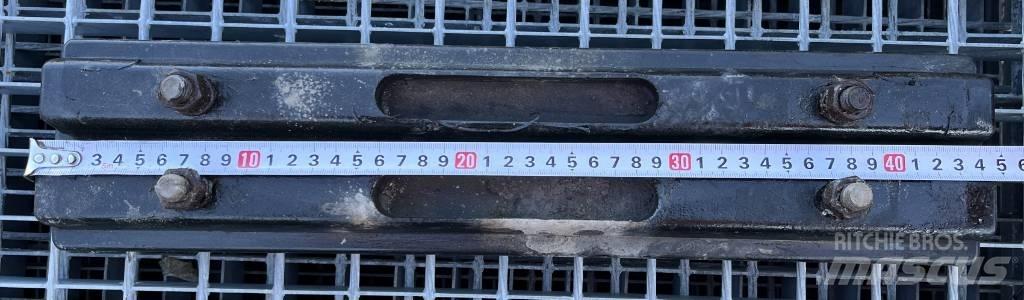  TXD 450A Gąsienice, łańcuchy i podwozia