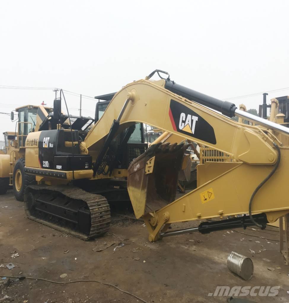 CAT 320 D2 L Koparki gąsienicowe