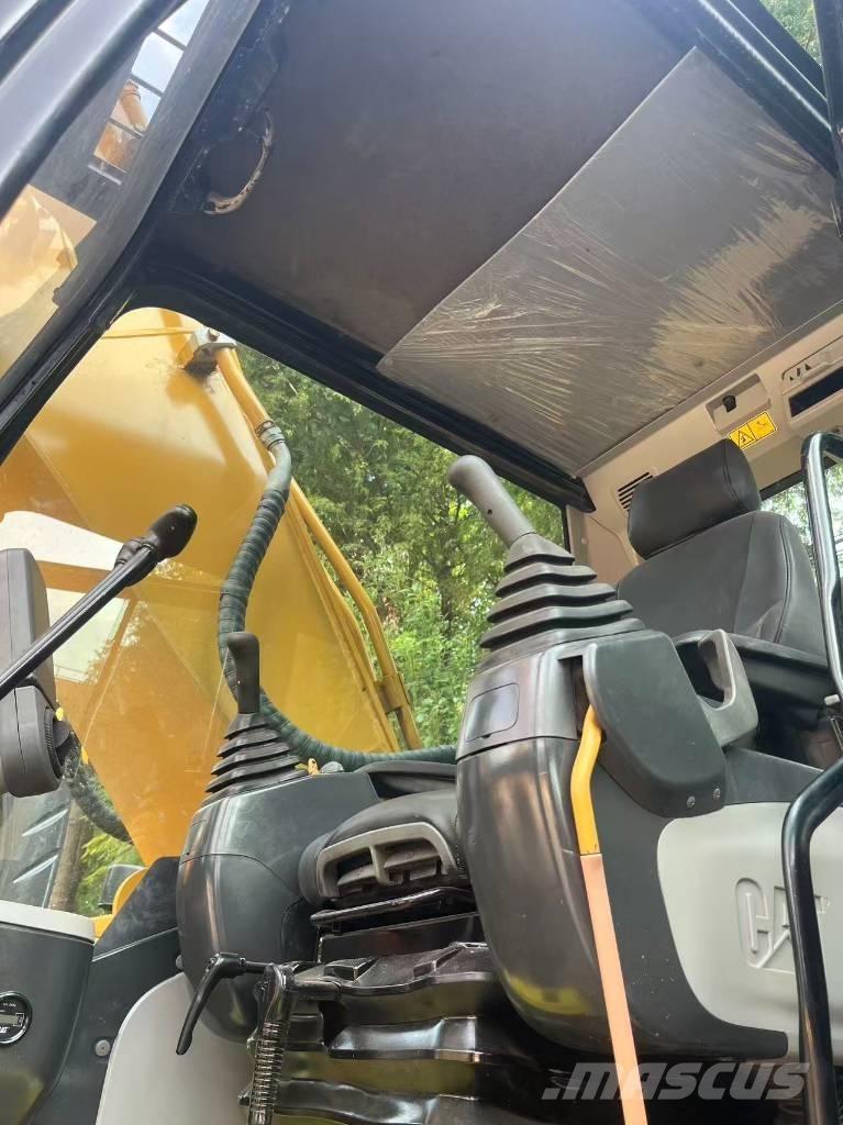 CAT 325 D L Koparki gąsienicowe