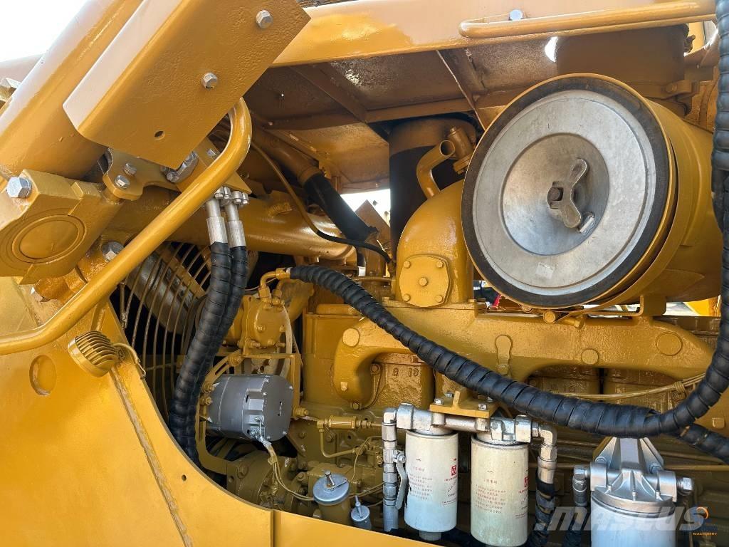 CAT D 7 G Spycharki gąsienicowe