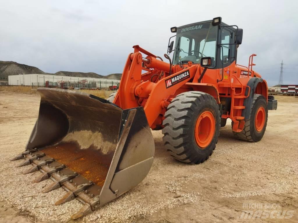 Doosan DL 300 Ładowarki kołowe