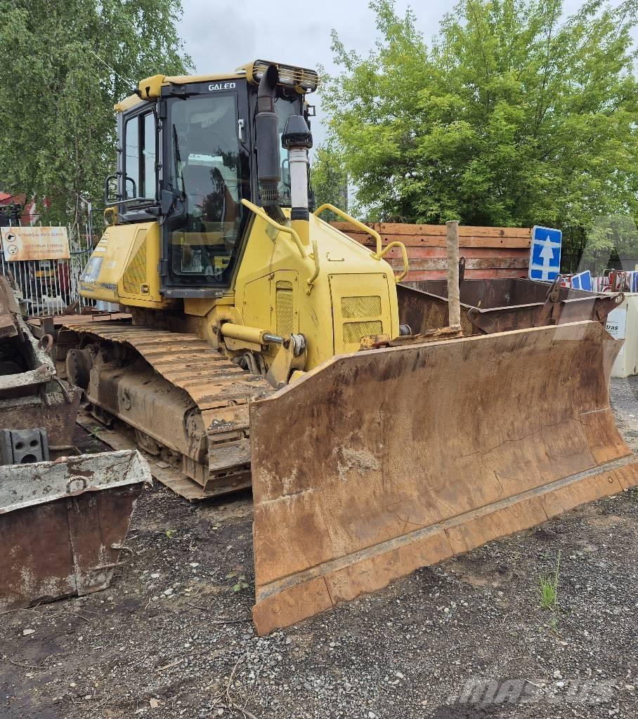 Komatsu D 51 EX-22 Spycharki gąsienicowe