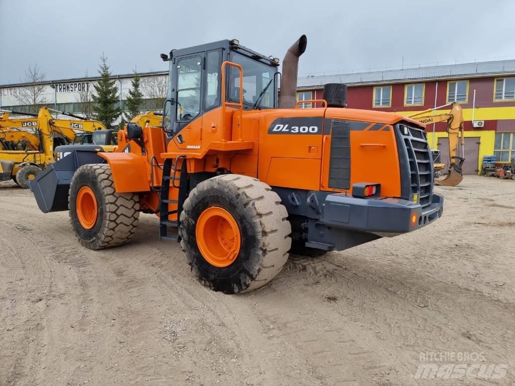 Doosan DL 300-3 Ładowarki kołowe