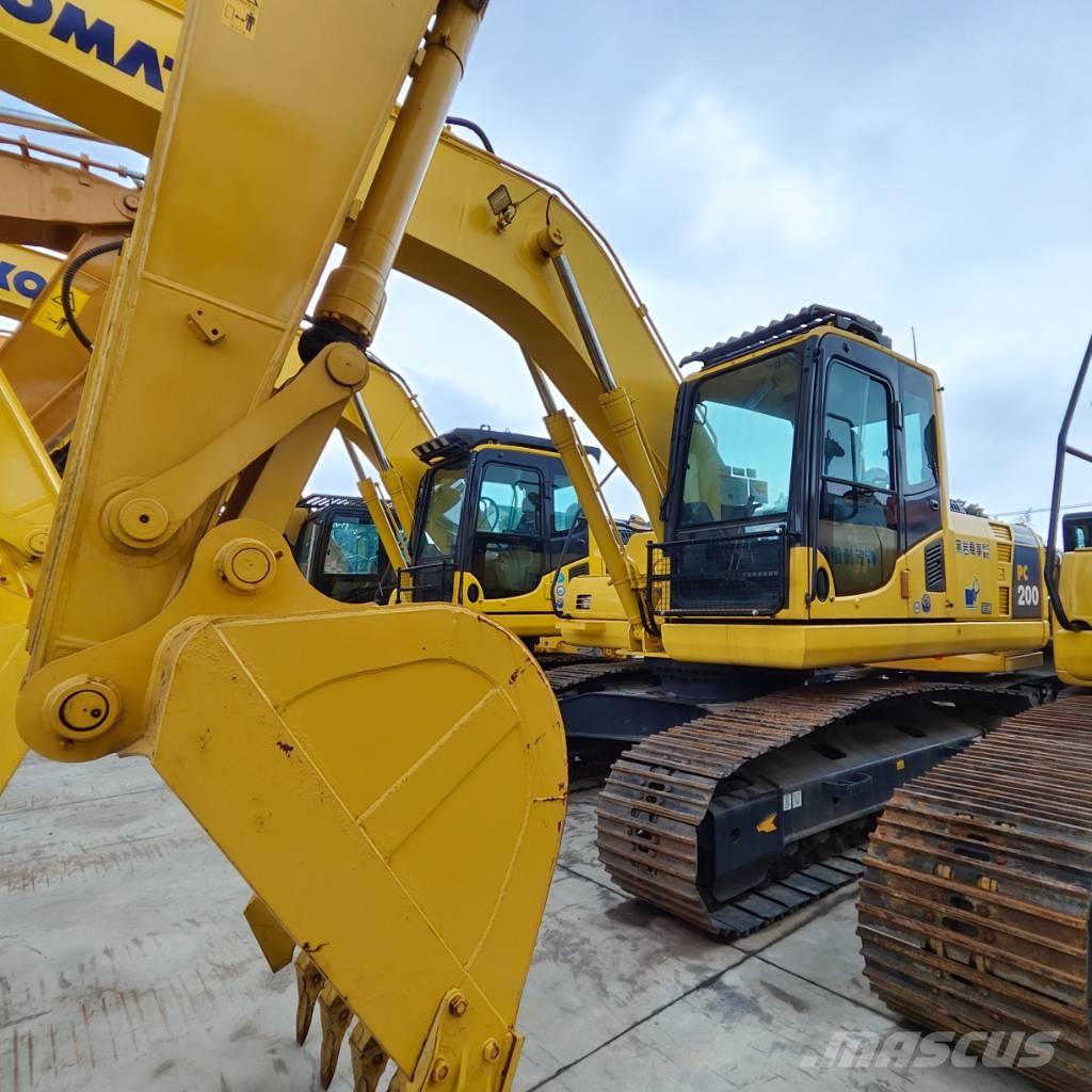 Komatsu PC 200-7 Koparki gąsienicowe