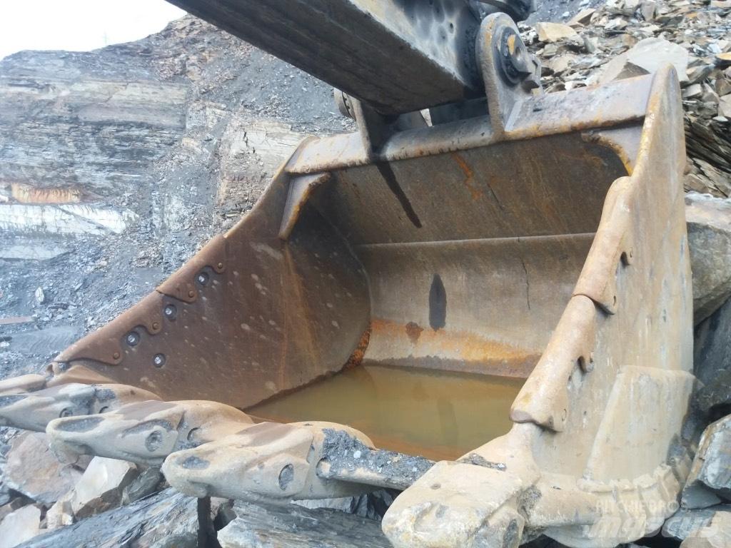 CAT 352 F Koparki gąsienicowe