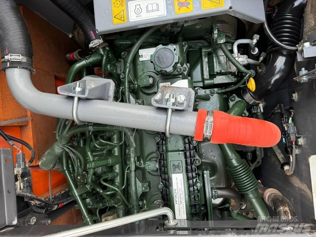 Hitachi ZX 130-7 Koparki gąsienicowe