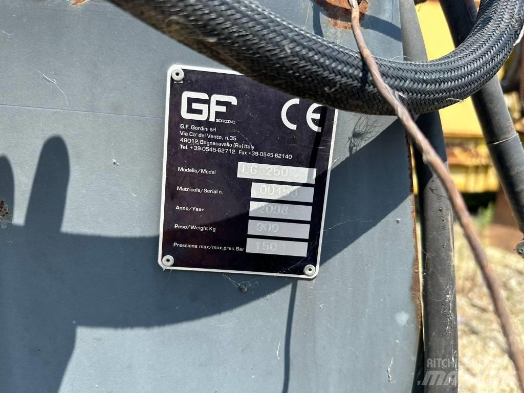 GF Gordoni LG250 Równiarki