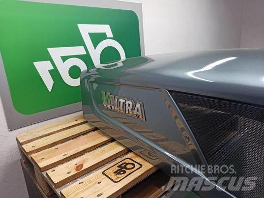 Valtra N 163 hood Kabina i wnętrze