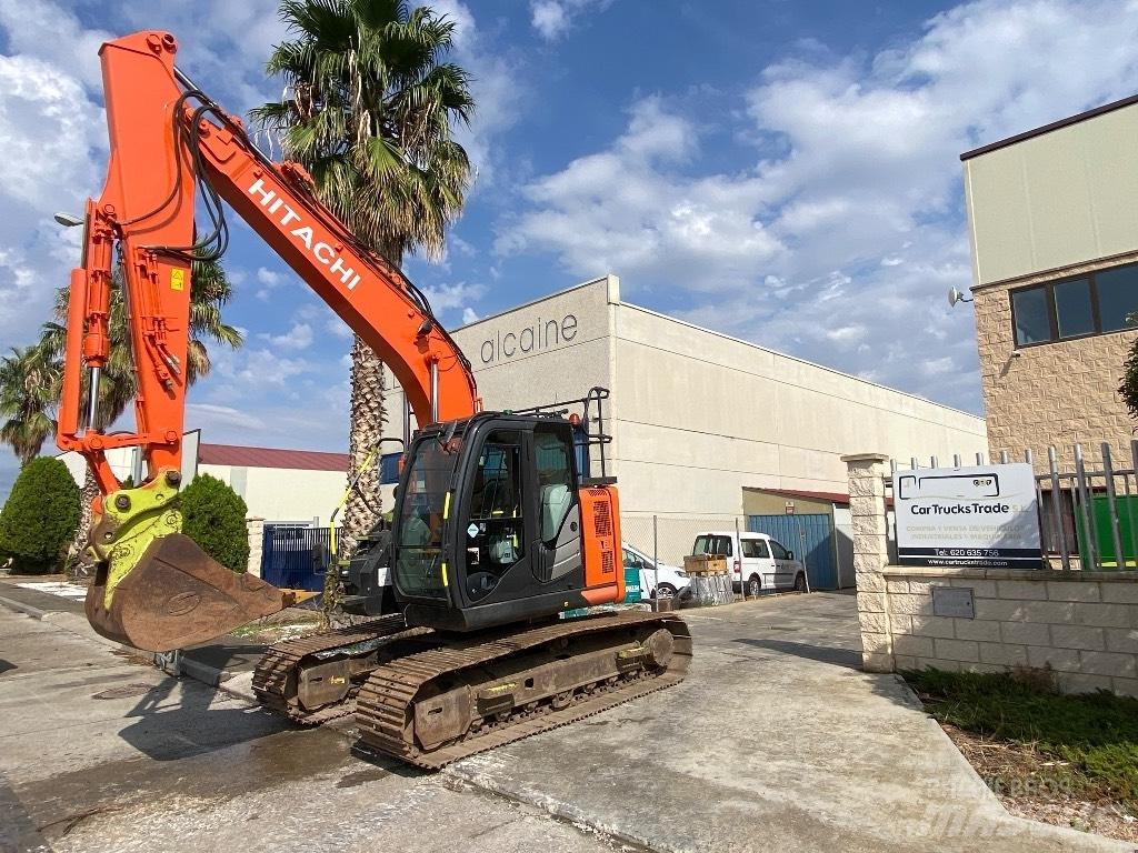 Hitachi ZX 135 US-6 Koparki gąsienicowe