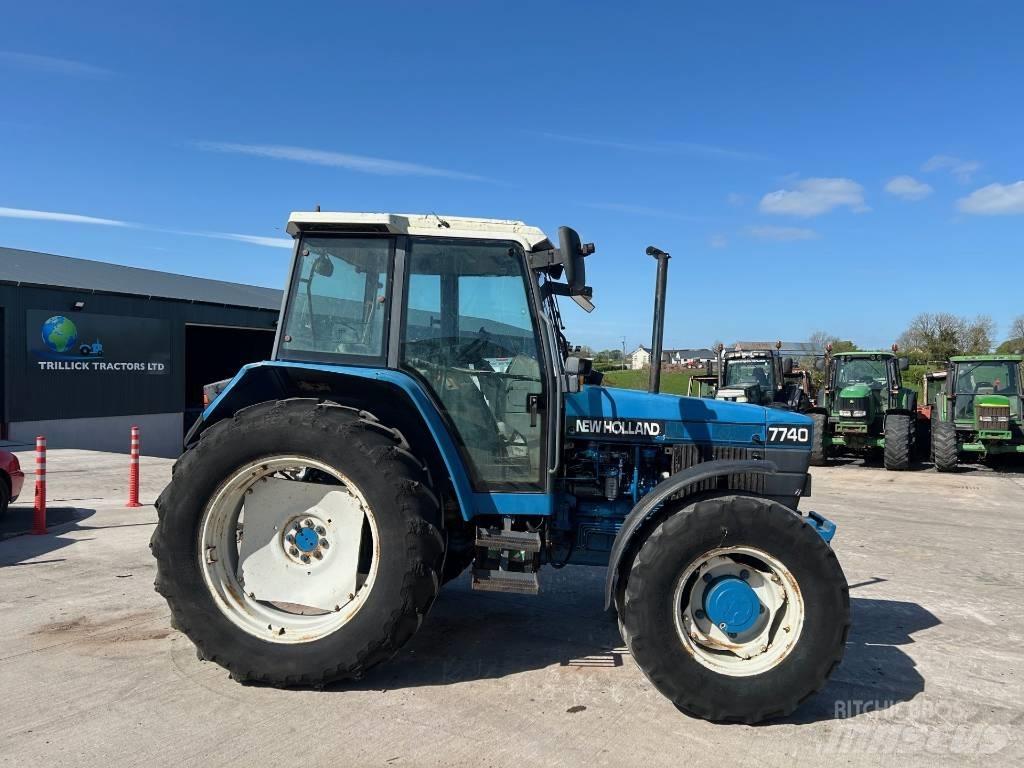 New Holland 7740 Ciągniki rolnicze