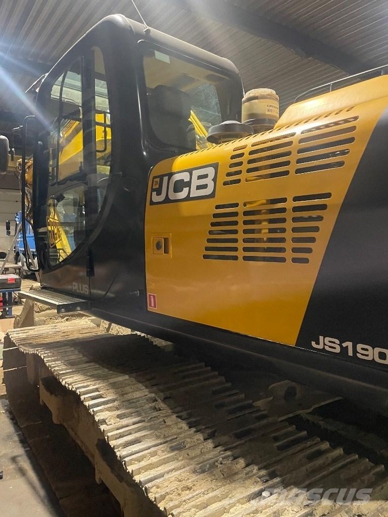 JCB JS 190 LC Koparki gąsienicowe