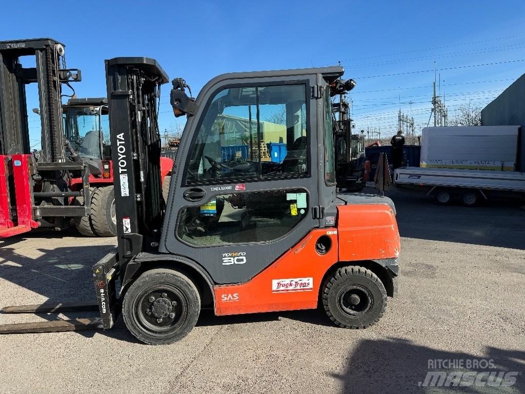 Toyota 02-8FDF30 Wózki Diesla