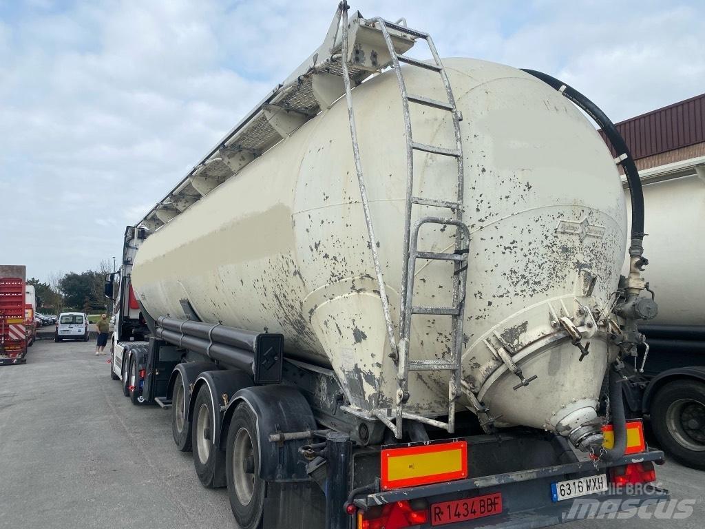 Spitzer SK2458CAL Naczepy cysterna