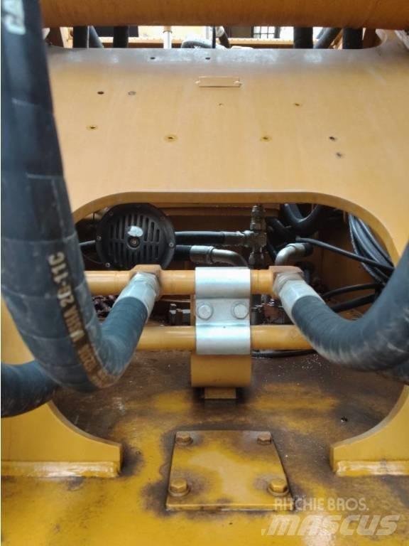 CAT 336 D Koparki gąsienicowe