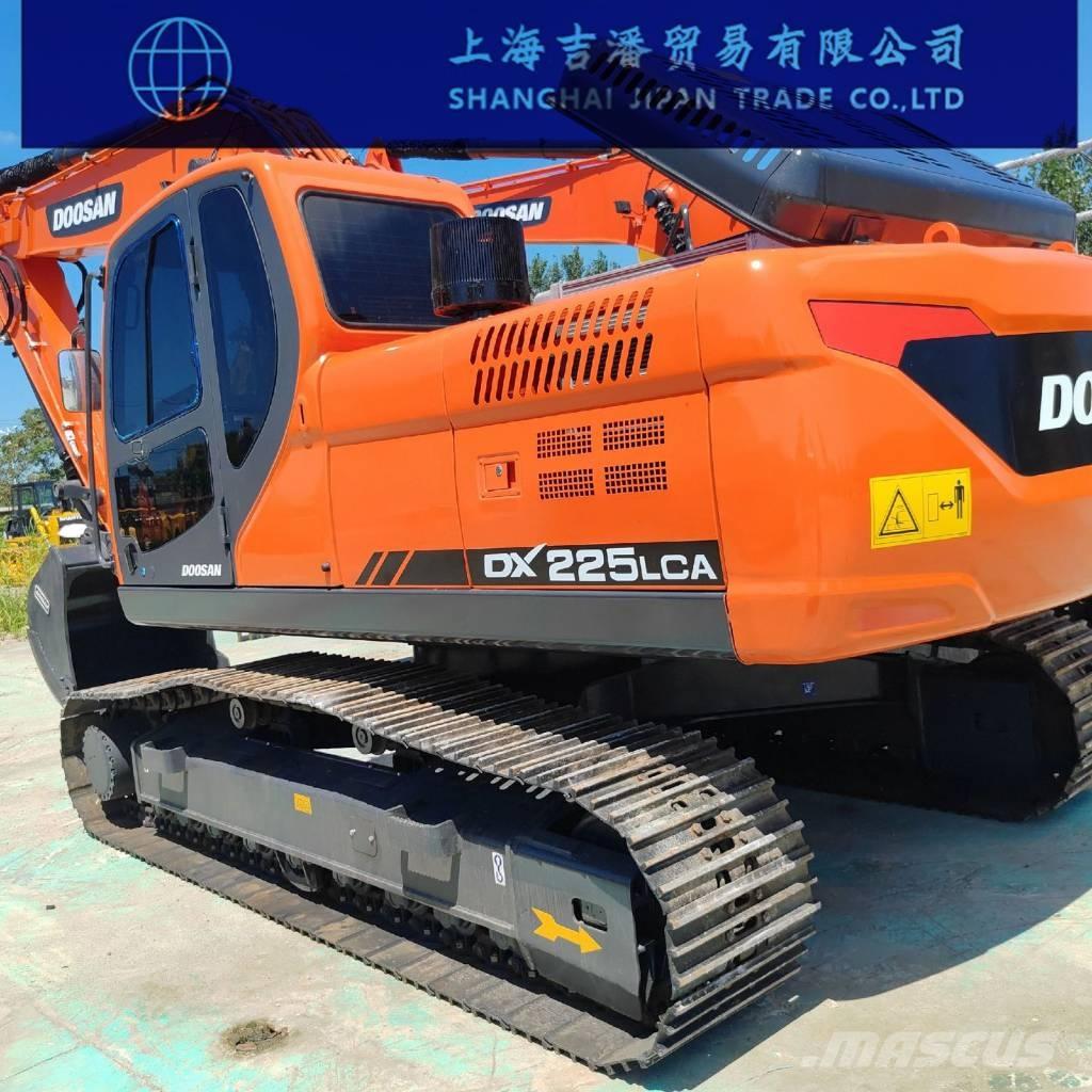 Doosan DX 225 Koparki gąsienicowe