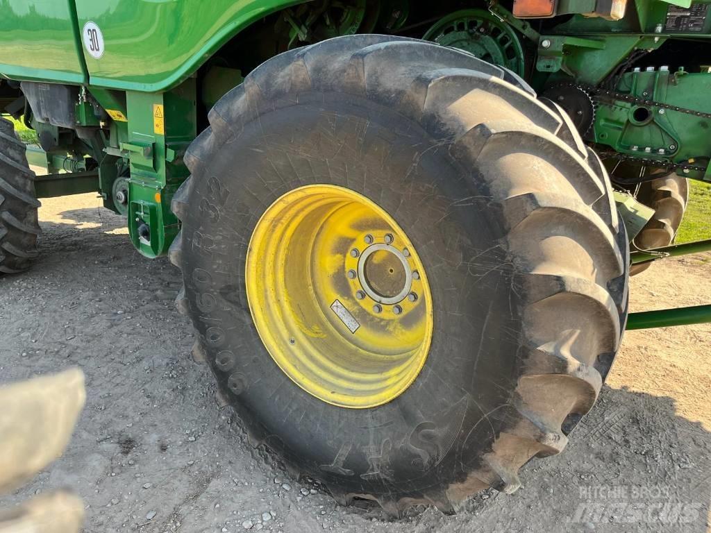 John Deere W 650 i Kombajny zbożowe