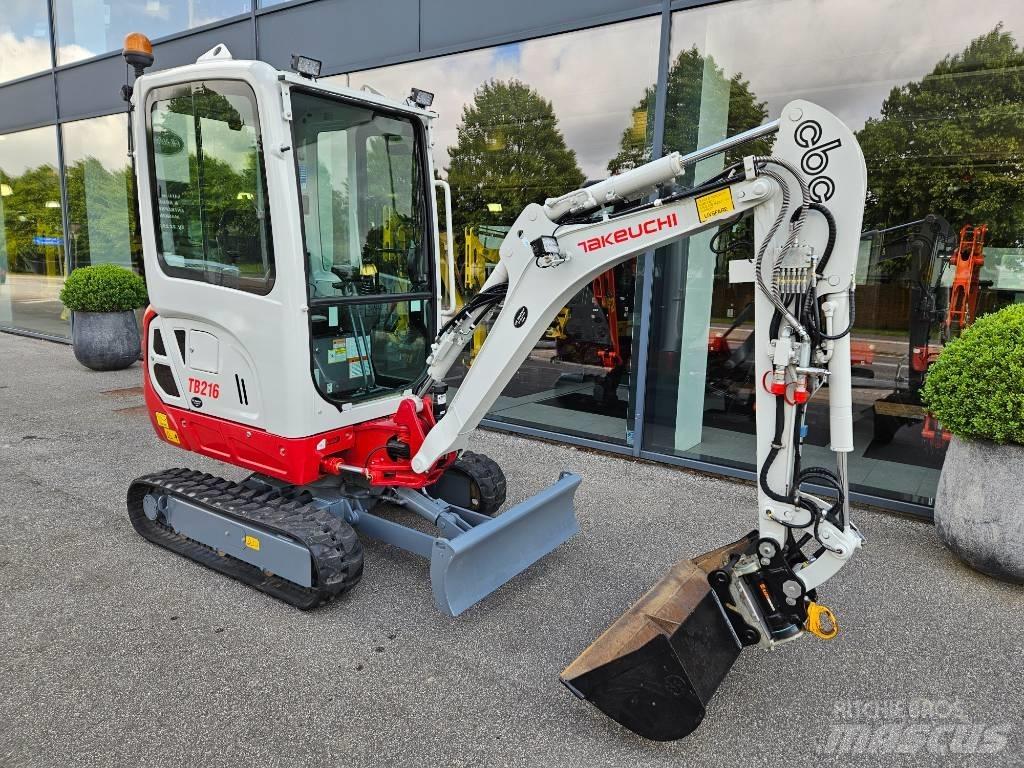 Takeuchi TB 216 Minikoparki