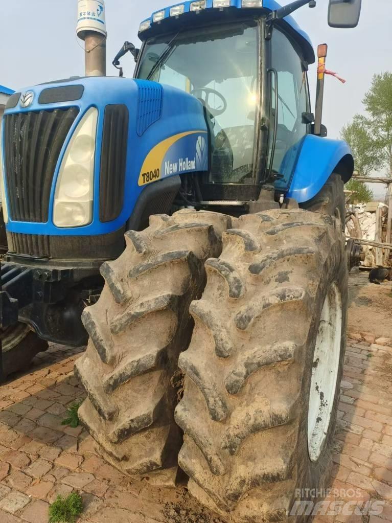 New Holland T8040 Ciągniki rolnicze