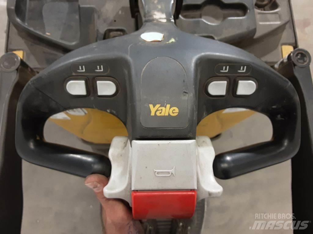 Yale MP20X Wózki widłowe unoszące z platformą dla operatora