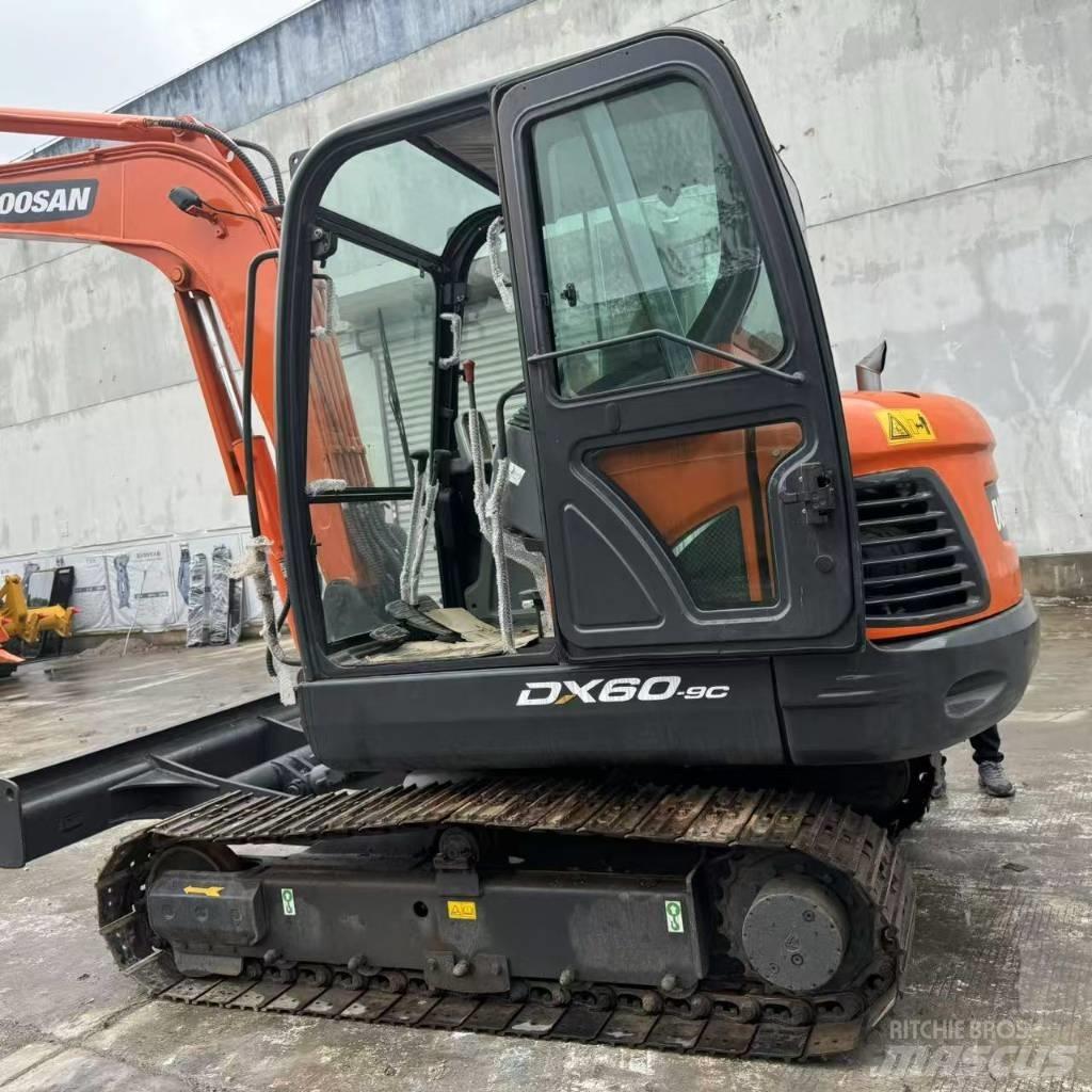 Doosan DX 60-9 C Minikoparki