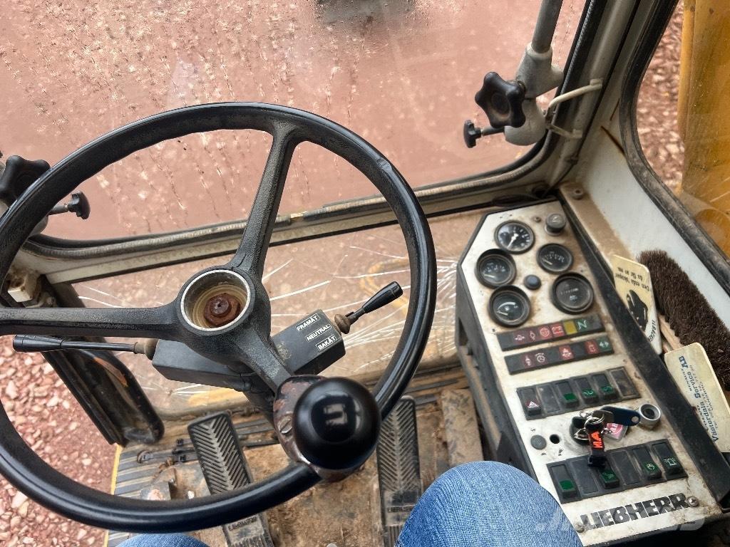 Liebherr 902 Koparki kołowe