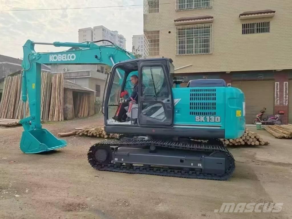Kobelco SK130-11 Midikoparki  7t - 12t