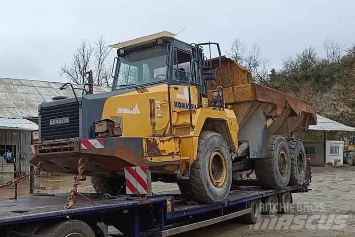Komatsu HM300-2 Wozidła kolebkowe