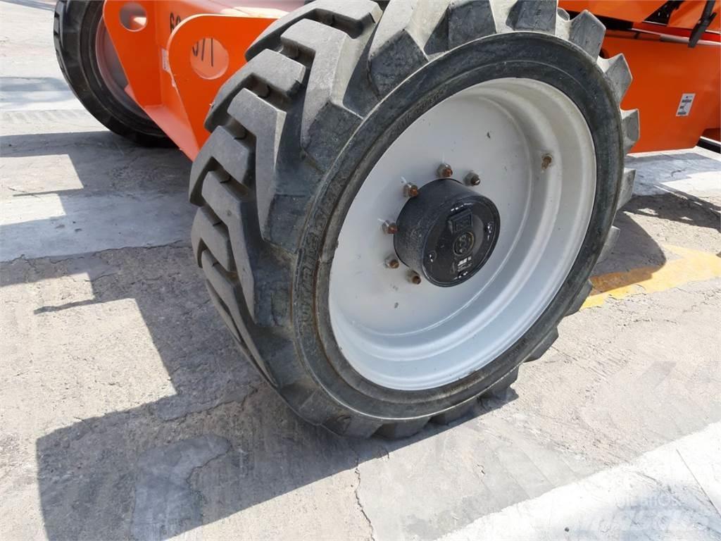 JLG 600AJ Podnośniki przegubowe