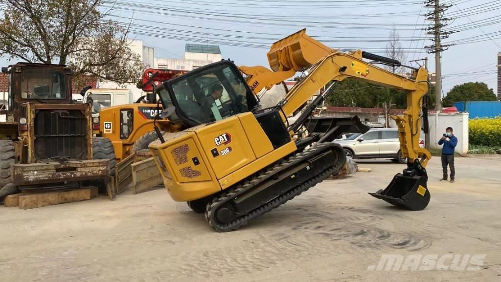 CAT 306 Minikoparki