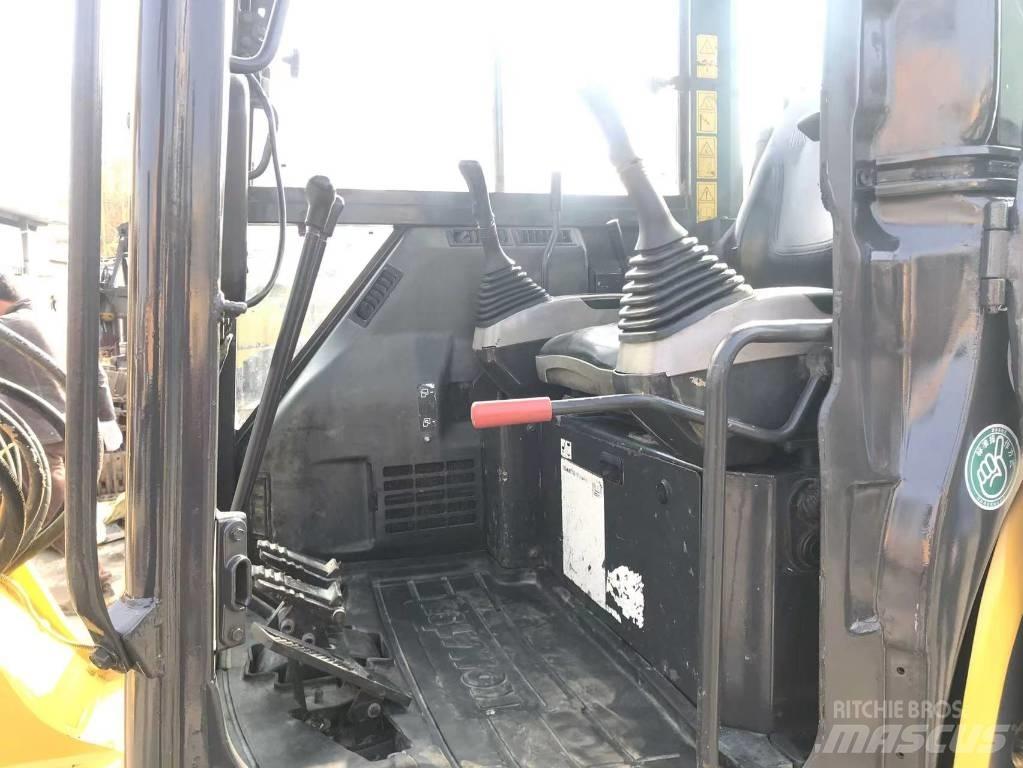 Komatsu PC 55 Koparki gąsienicowe
