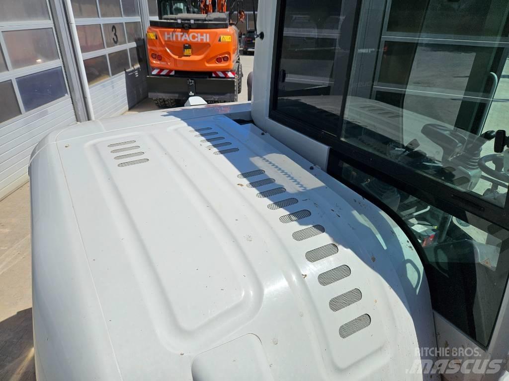 Takeuchi TB295W Koparki kołowe