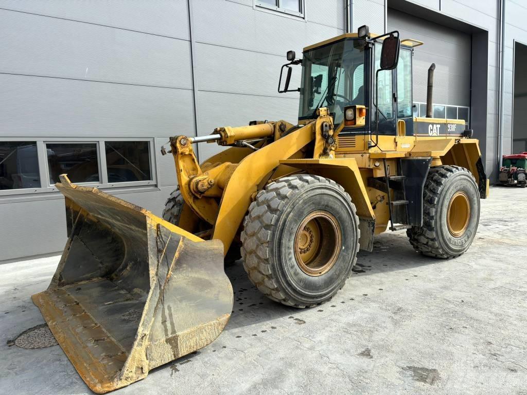 CAT 938F Ładowarki kołowe