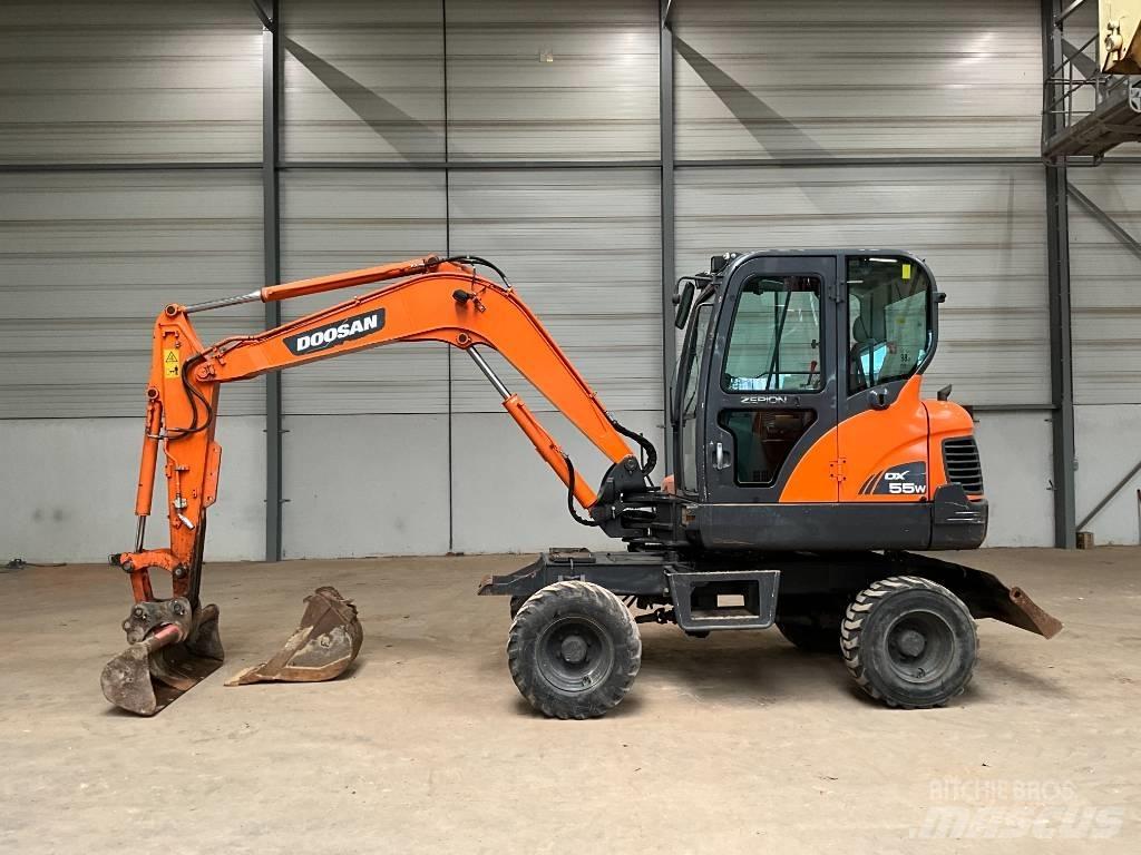 Doosan DX 55 W Koparki kołowe