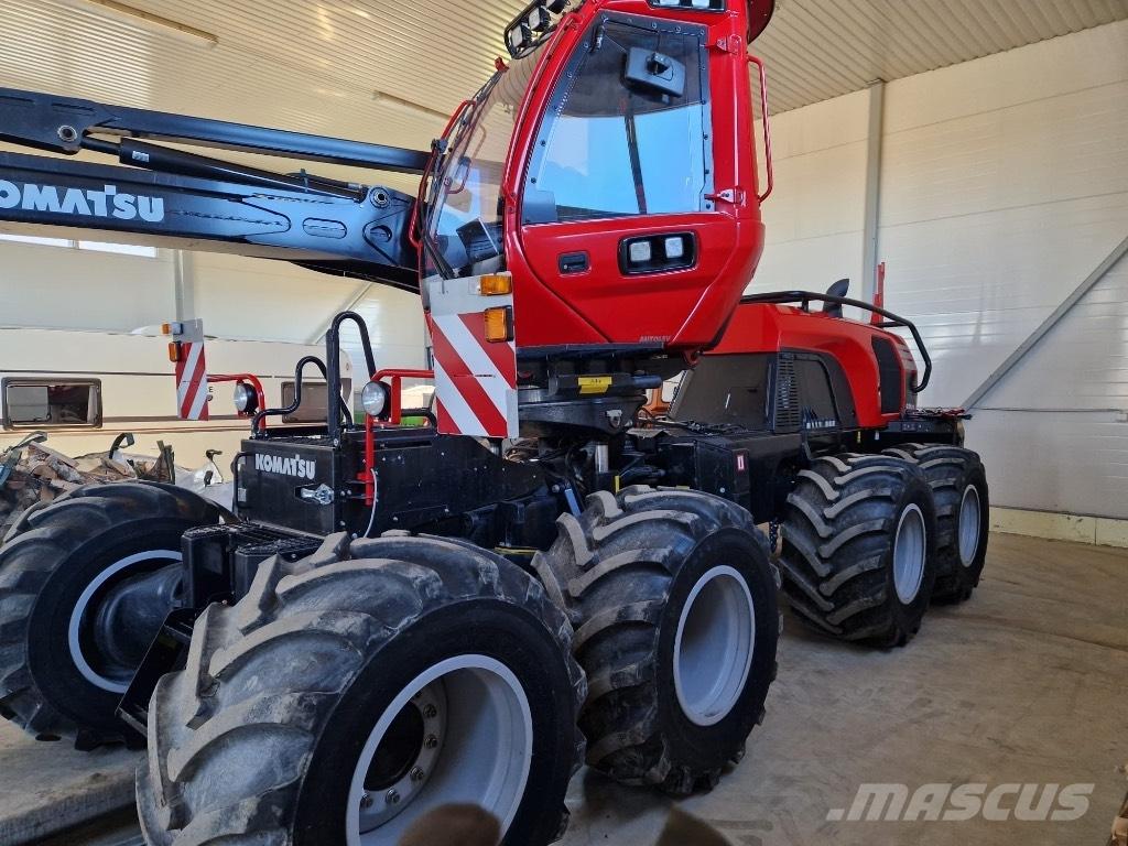 Komatsu 931 XC Harwestery
