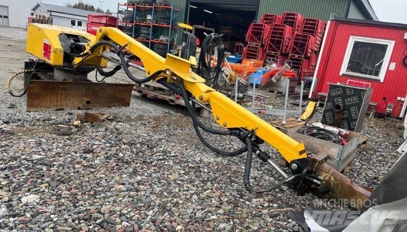 Brokk 330 Koparki gąsienicowe